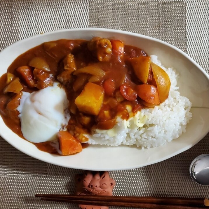 トマト缶で作るトマトカレー(*^_^*)